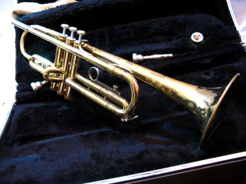 Selmer Bundy Vincent Bach designed Trumpet ready to play