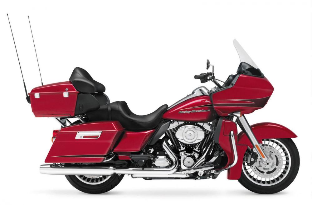 2013 Harley-Davidson FLTRU Road Glide® Ultra - Color Option Touring 