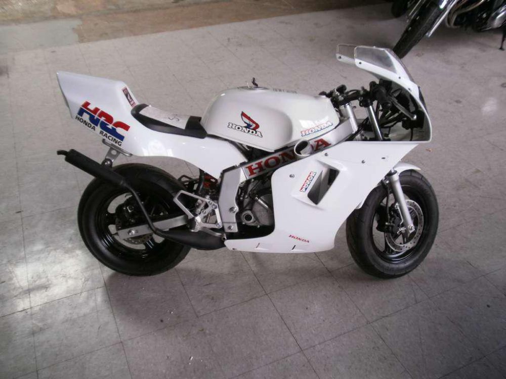 2004 Honda NSR50R (RS50 ) Sportbike 
