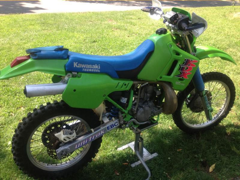1989 Kawasaki KDX 200 Dirtbike Nice Shape Runs Great! LOOK!!