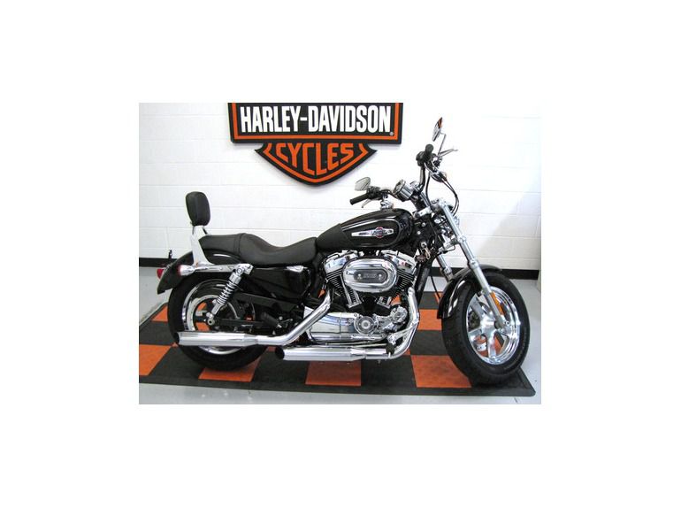 2012 Harley-Davidson XL1200C 