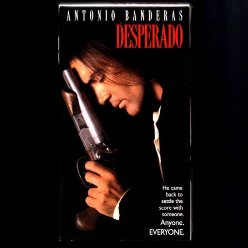 DESPERADO - VHS 1996 &#034;R&#034; - ANTONIO BANDERAS - SALMA HAYEK - STEVE BUSCEMI