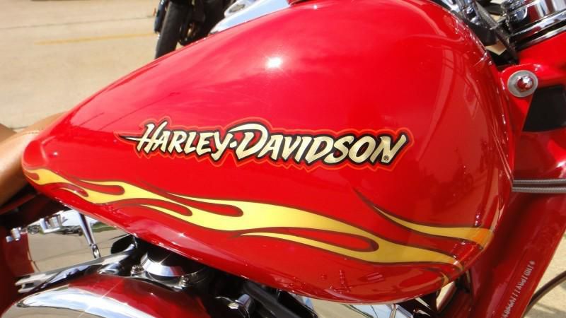 2001 Harley Davidson FXDWG CVO Dyna Wideglide limited edition (Switchback)