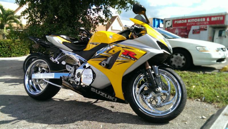 2007 SUZUKI YELLOW GSX-R 1000 STRETCHED CHROME EXT 240 RIMS POLISHED CLEAN
