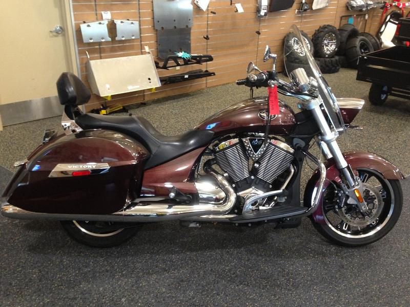 2010 Victory Cross Roads Touring 