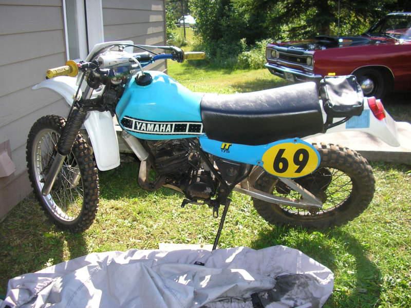 YAMAHA IT 175 1980 trials dirt bike MOTORCYCLE