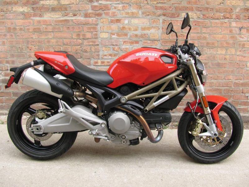 2013 Ducati Monster 696 ABS Anniversary Edition, 674 miles! Financing available.