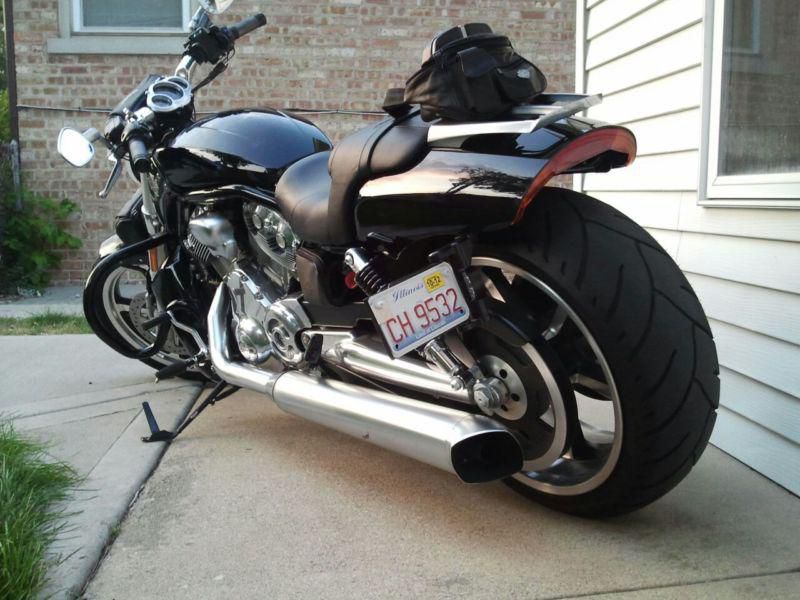 2009 Harley Davidson V Rod VRSCF,6000 miles, 1250 cc, Color Lighting,.