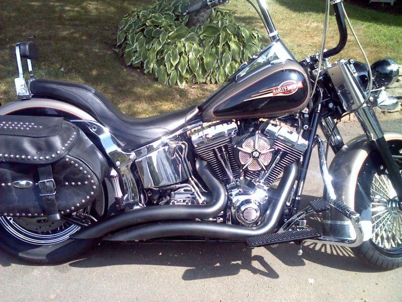2005 HARLEY DAVIDSON SOFTAIL HERITAGE WITH LOTS OF EXTRAS !! RUNS MINT !