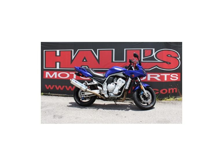 2002 yamaha fz1 with aftermarket exhaust 