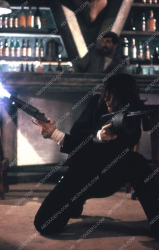 pic Antonio Banderas with guns a blazing film Desperado 35m-6765