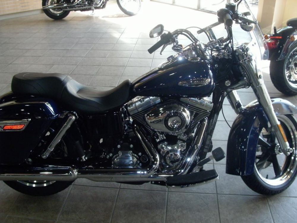 2013 Harley-Davidson FLD Standard 
