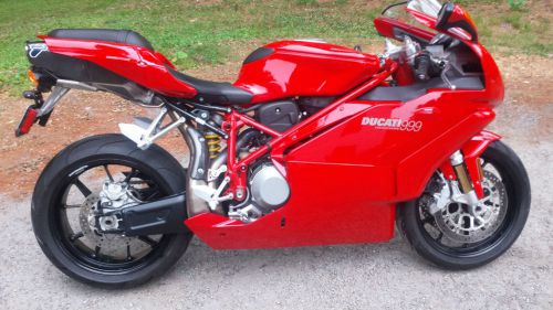 2005 Ducati Superbike