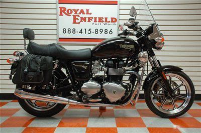 2010 TRIUMPH BONNEVILLE SE LOW MILES LOADED WITH UPGRADES FINANCING CALL NOW!!!