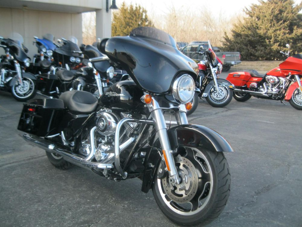 2009 Harley-Davidson Street Glide FLHX Touring 