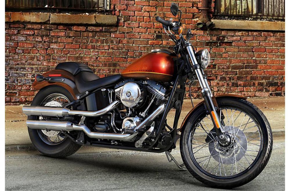 2013 Harley-Davidson FXS Blackline® - Two-Tone Option Cruiser 