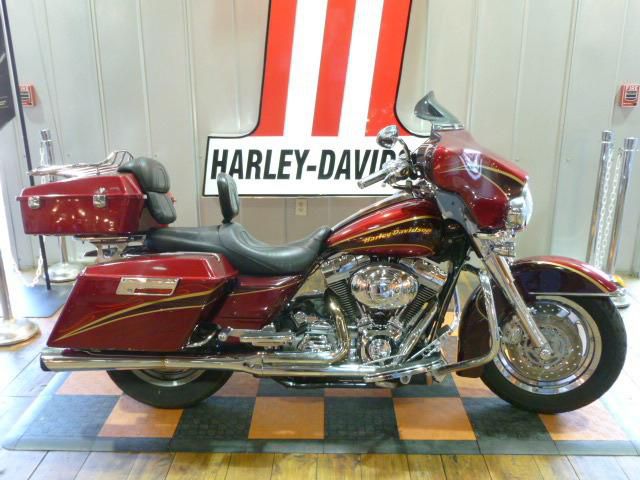 2005 harley-davidson flhtcse5  cruiser 