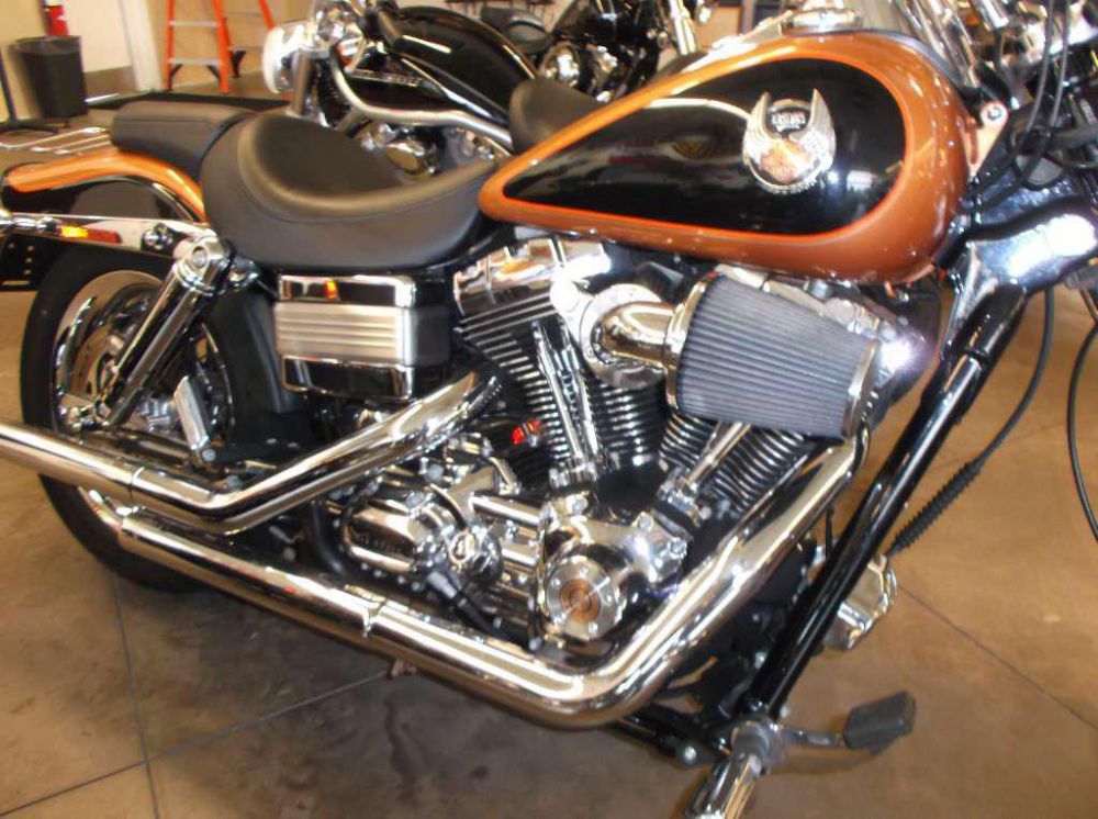 2008 Harley-Davidson FXDWG Dyna Wide Glide 105th Anniversary Edi Cruiser 