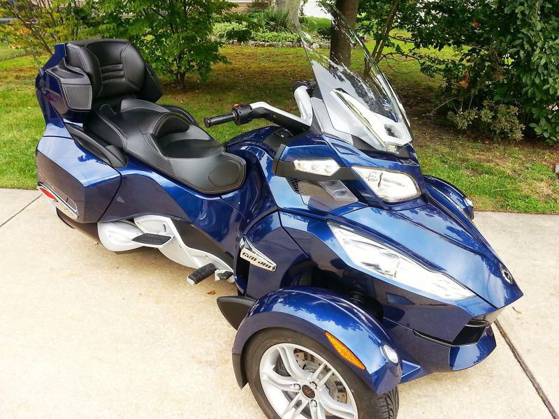 2010 Can Am Spyder RT SE5 Audio & Convenience Semi-Auto with Reverse