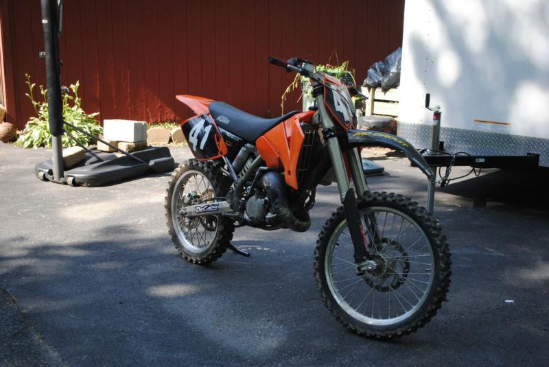 2003 KTM 125 Dirt Bike with new top end ! Very Fast and in good shape !