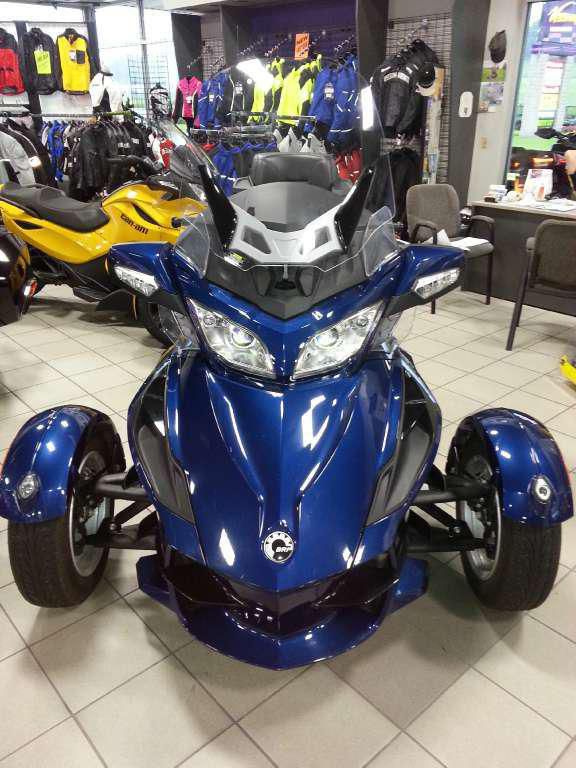2010 can-am spyder rt audio & convenience sm5  touring 